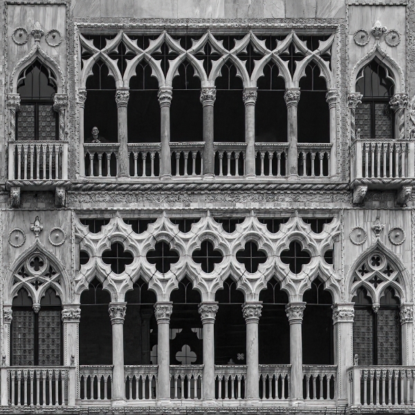 Lilia-Maloratskiy-Ornate-Details-Palazzio-Venice-Italy-Oct-2024-Digital-Mono-Theme_-Architectural-Detail-Master-1st-Place