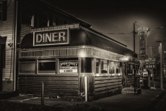 Larry-Ross_Diner_Mar-2022_Open-DIGITAL-Mono-Beginner_Award