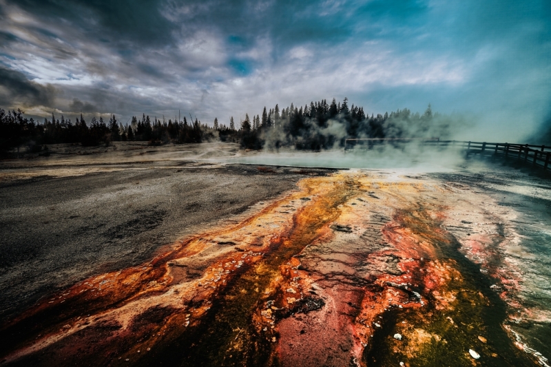 Brian-OLeary-West-Thumb-Geyser-Basin-at-Dawn-Dec-2025-Digital-Color-Open-Beginner-1st-Place