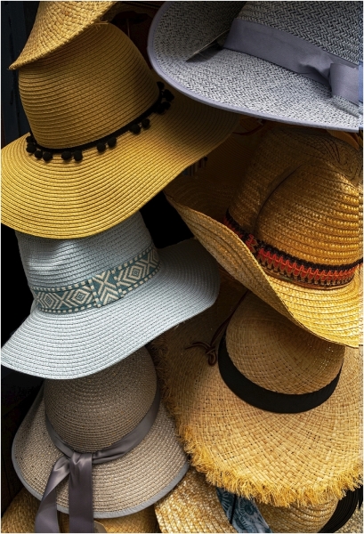 Gary-Slawsky-Colorful-Hats-On-Dosplay-2-Sept-2025-Digital-Color-Open-Master-Award