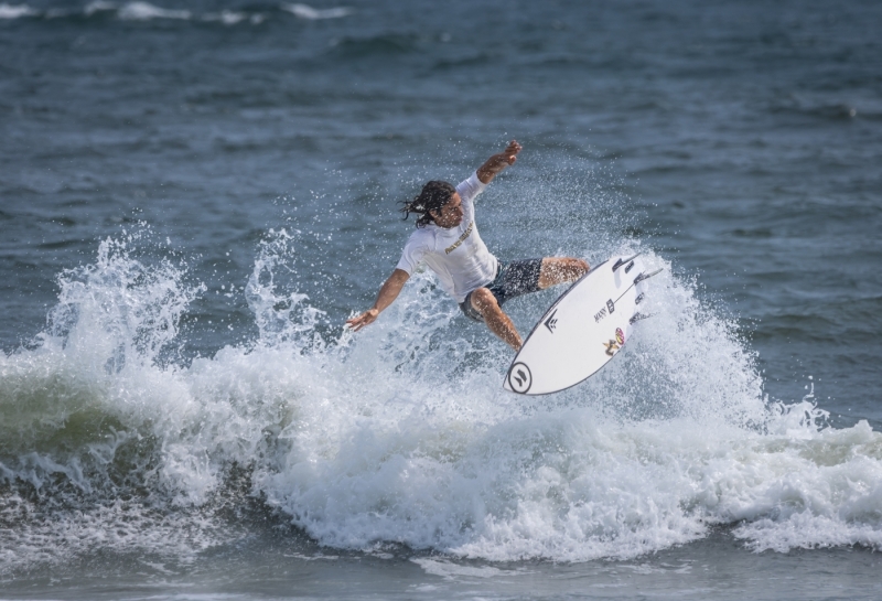 Joe-Ferraro-Hang-Ten-Sept-2025-Digital-Color-Open-Master-2nd-Place