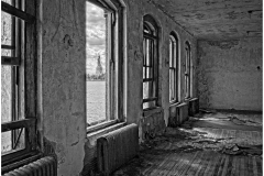 Joel-Eisenberg-Ellis-Island-Room-with-a-View-Feb-2026-Digital-Mono-Theme-Abandon-or-Forgotten-Salon-1st-Place